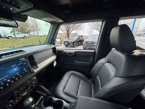New 2025 Ford Bronco Big Bend w/ Black Diamond Package AWD/4WD image 33