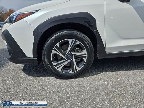 Used 2025 Subaru Crosstrek 2.0i Premium AWD/4WD image 4