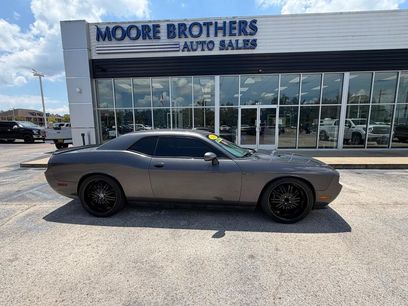 Used 2014 Dodge Challenger SXT