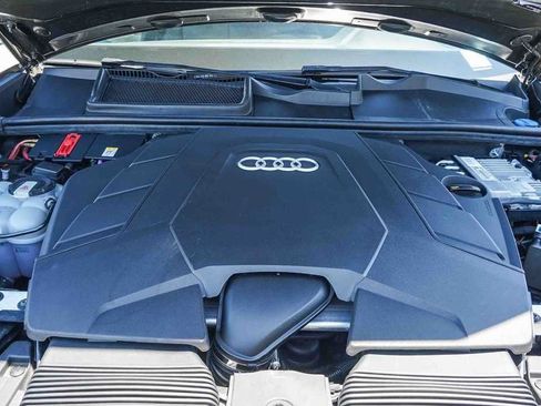 Used 2019 Audi Q8 Premium w/ Convenience Package AWD/4WD image 30