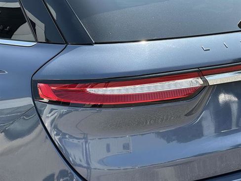 Certified 2022 Lincoln Corsair AWD w/ Premium Package image 8