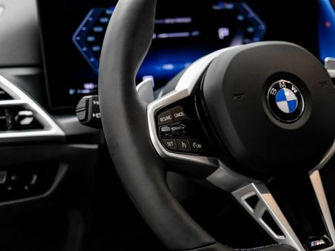 Used 2025 BMW M440i Coupe w/ Premium Package RWD image 19