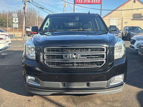 Used 2020 GMC Yukon SLT w/ Graphite Performance Edition image 2