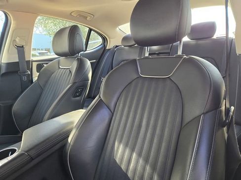 Used 2022 Genesis G70 2.0T w/ Prestige Package image 12