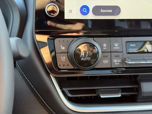 Certified 2026 Toyota Grand Highlander Limited AWD/4WD image 16