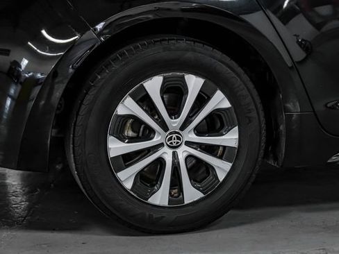 Used 2020 Toyota Corolla LE image 52