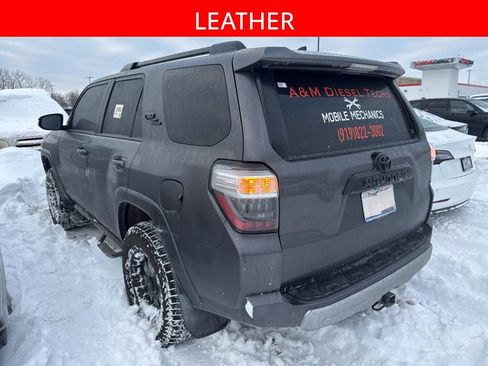 Used 2020 Toyota 4Runner TRD Off-Road Premium w/ Moonroof Package image 4