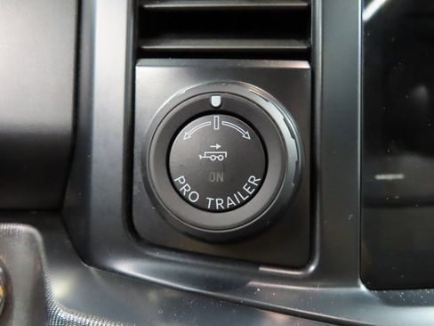 Used 2024 Ford F250 Platinum image 50