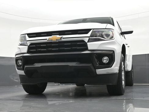Used 2022 Chevrolet Colorado LT w/ Luxury Package RWD image 34