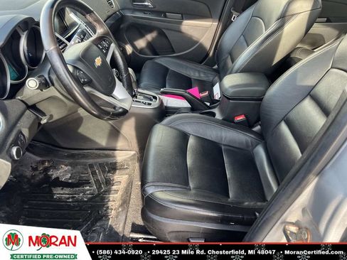 Used 2015 Chevrolet Cruze LT image 14