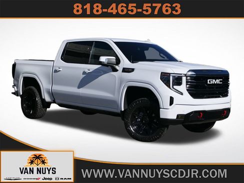 Used 2023 GMC Sierra 1500 AT4 w/ AT4 Preferred Package image 1