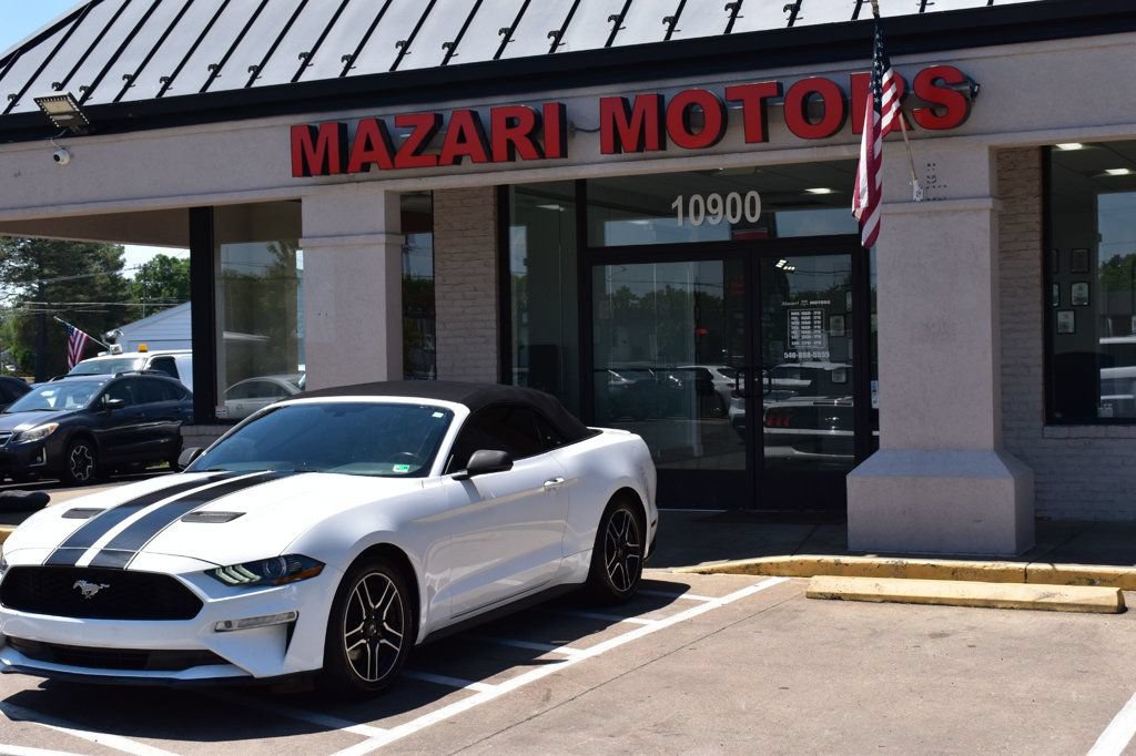 Used 2020 Ford Mustang Premium RWD image 8
