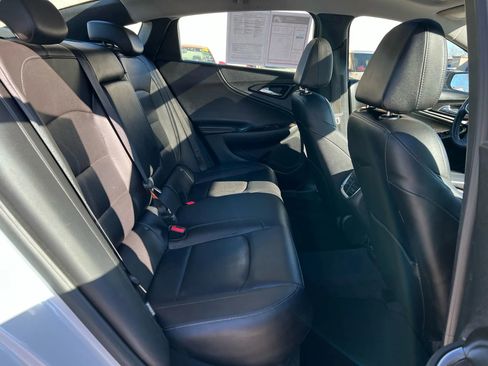 Used 2016 Chevrolet Malibu Premier w/ Driver Confidence Package image 17