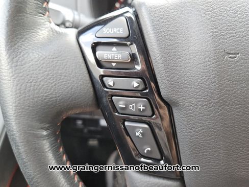 Used 2023 Nissan Frontier Pro-X w/ Pro Convenience Package RWD image 12