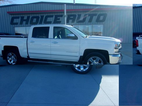 Used 2017 Chevrolet Silverado 1500 LTZ w/ Sport Package image 2