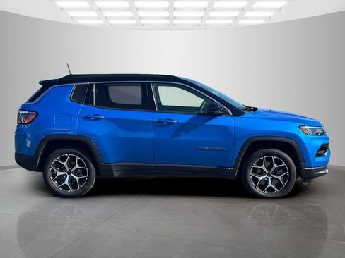 Certified 2025 Jeep Compass Limited AWD/4WD image 8
