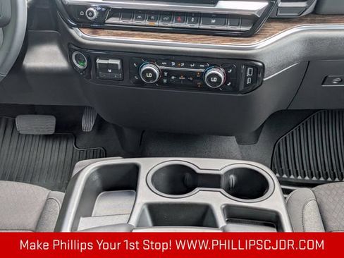 Used 2025 GMC Sierra 1500 Elevation AWD/4WD image 18