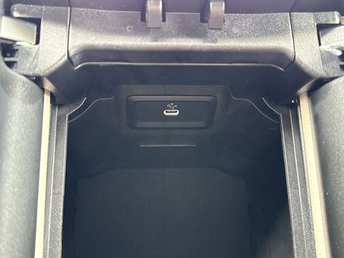 Certified 2025 Mercedes-Benz GLC 350e 4MATIC image 25