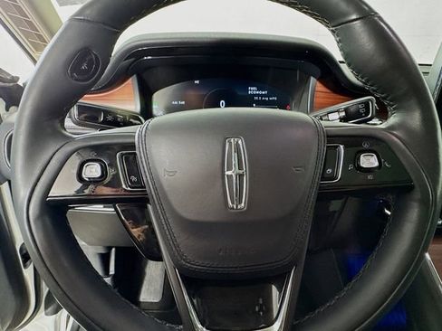 Used 2023 Lincoln Aviator Reserve w/ Equipment Group 201A image 13