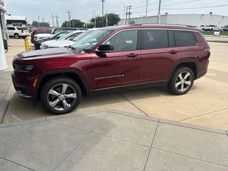 Used 2021 Jeep Grand Cherokee L Limited AWD/4WD video 1