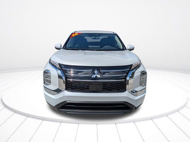 New 2026 Mitsubishi Outlander ES FWD image 9