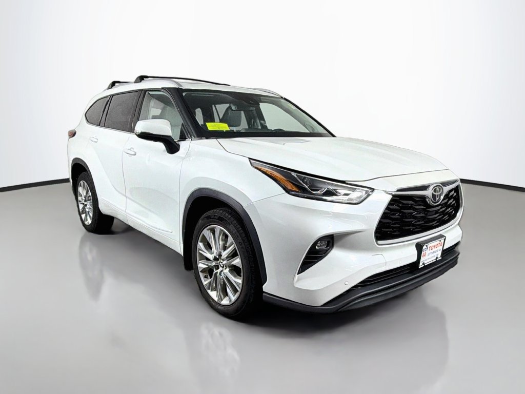 Used 2023 Toyota Highlander Limited AWD/4WD image 8