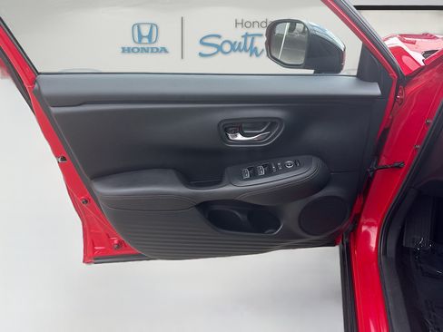 Certified 2024 Honda HR-V Sport image 19