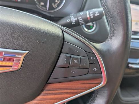 Used 2023 Cadillac XT5 Premium Luxury image 10