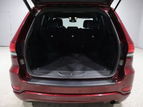 Used 2020 Jeep Grand Cherokee Altitude AWD/4WD image 20