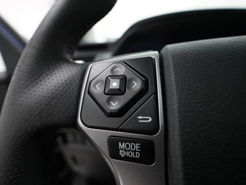 Used 2016 Toyota 4Runner Limited AWD/4WD image 17