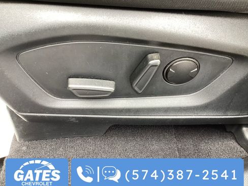 Used 2023 Ford Explorer XLT w/ Class IV Trailer Tow Package image 19