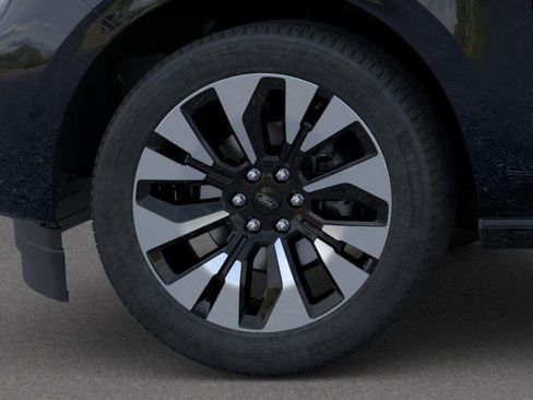 New 2026 Ford Expedition Platinum image 19