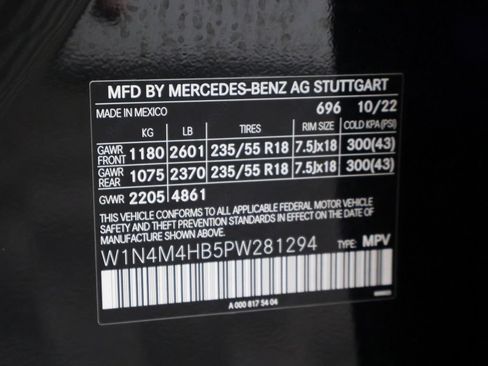 Used 2023 Mercedes-Benz GLB 250 4MATIC image 54