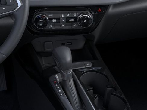 New 2026 Chevrolet Trax LT w/ Midnight Edition FWD image 30