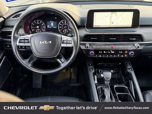 Used 2022 Kia Telluride EX w/ Towing Package FWD image 11