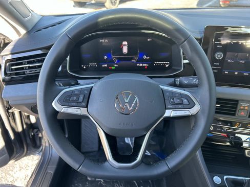 New 2026 Volkswagen Jetta SE image 24