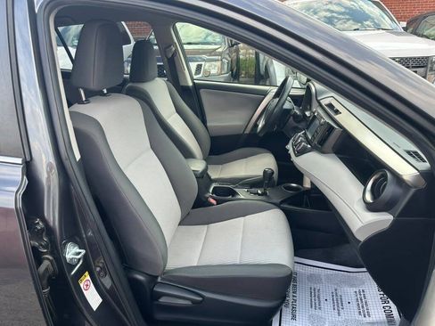 Used 2014 Toyota RAV4 LE w/ Preferred Accessory Package AWD/4WD image 12