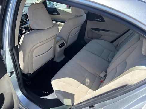 Used 2014 Honda Accord Hybrid Sedan image 6