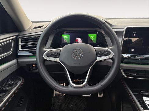 Certified 2024 Volkswagen Atlas Peak Edition SE AWD/4WD image 13