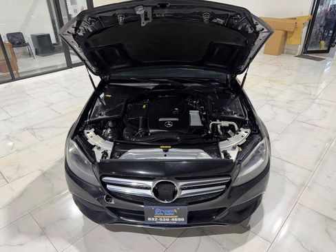 Used 2016 Mercedes-Benz C 300 Sedan image 4