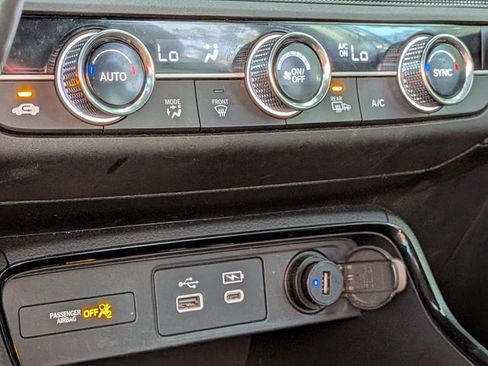 Used 2023 Honda CR-V Sport image 8