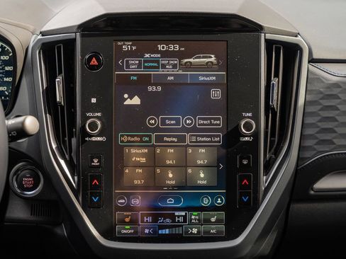 Used 2025 Subaru Forester Premium AWD/4WD image 39