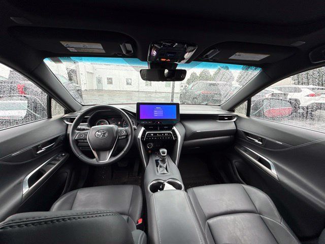 Used 2024 Toyota Venza Nightshade AWD/4WD image 9