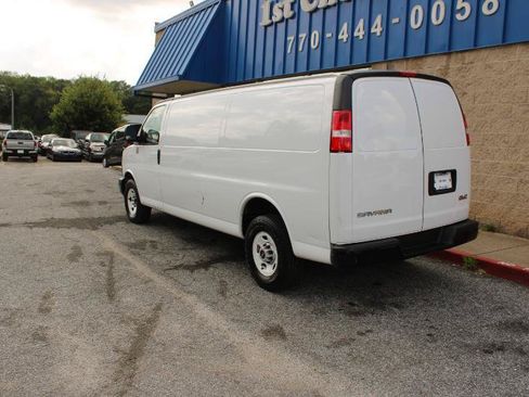 Used 2020 GMC Savana 2500 Extended w/ Driver Convenience Package RWD image 4