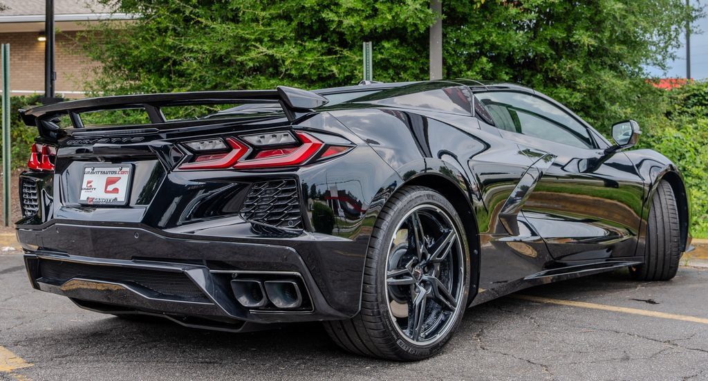 Used 2025 Chevrolet Corvette Stingray Premium Conv w/ Z51 Performance Package RWD image 27