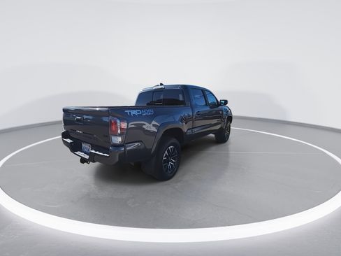 Used 2023 Toyota Tacoma TRD Sport w/ Advanced Technology Package AWD/4WD image 5