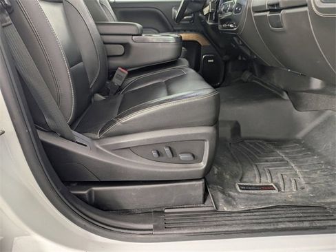 Used 2019 Chevrolet Silverado 2500 LTZ w/ Duramax Plus Package image 37