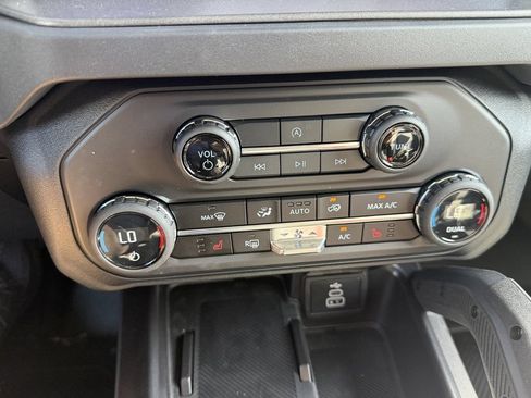 New 2026 Ford Bronco Outer Banks w/ Sasquatch Package AWD/4WD image 24