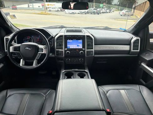 Used 2019 Ford F250 Platinum w/ Platinum Ultimate Package AWD/4WD image 20