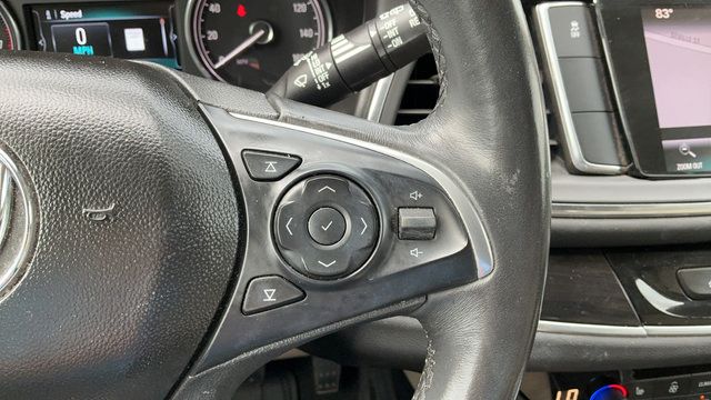 Used 2018 Buick Enclave Essence FWD image 13